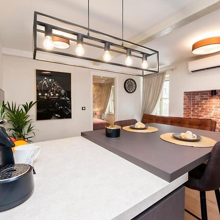Dc II Downtown Apartment روفينج المظهر الخارجي الصورة